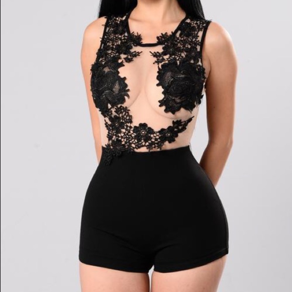 MESH CROCHET LACE DETAILED ROMPER